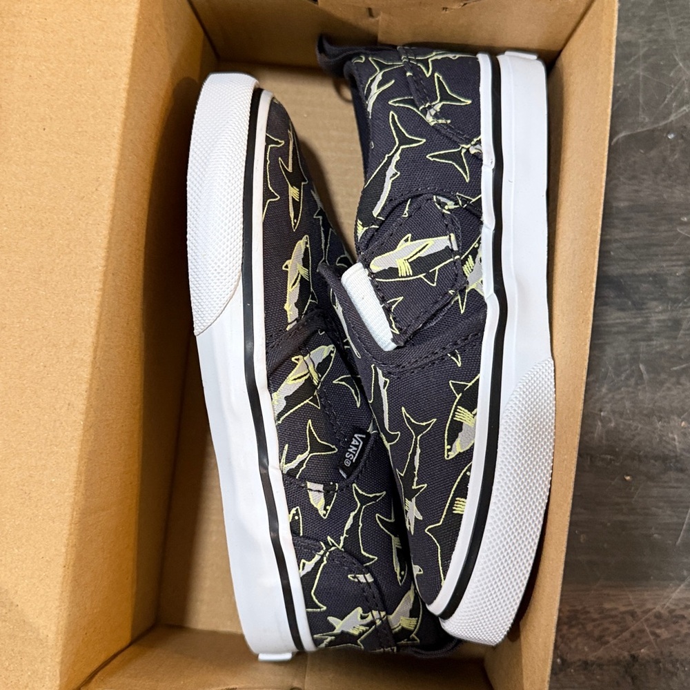 Vans Asher V Shark Sea Creature Glow Nine Iron Slip-On Black Shoe Toddler Size 9
